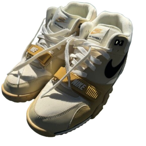White Sand Storm Tan Nike Air Trainer 1 size 11 Lightly Used - Picture 2 of 4